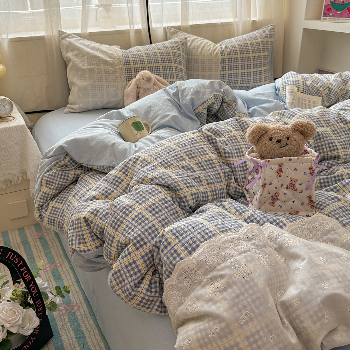 91家纺网 家纺一手货源 找家纺 晚爱家纺（原晚安家居） 2025新款韩系少女风蕾丝花边四件套云感木棉双层纱-苏菲 苏菲·浅蓝格