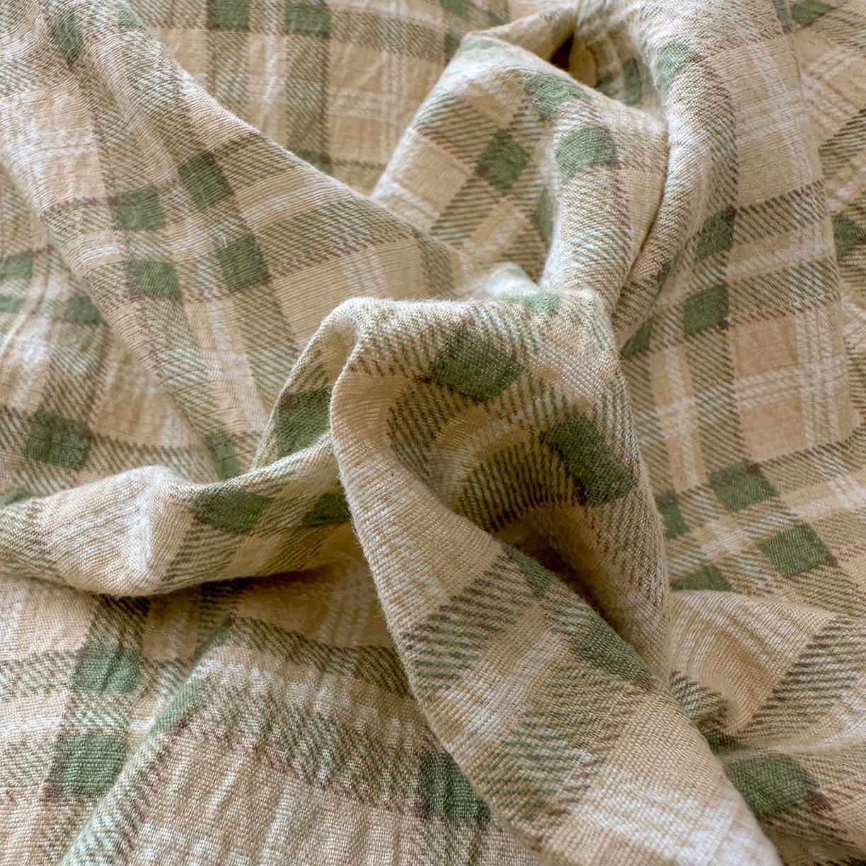 91家纺网 家纺一手货源 找家纺 晚爱家纺（原晚安家居） 2025新款韩系少女风蕾丝花边四件套云感木棉双层纱-苏菲 苏菲·浅绿格