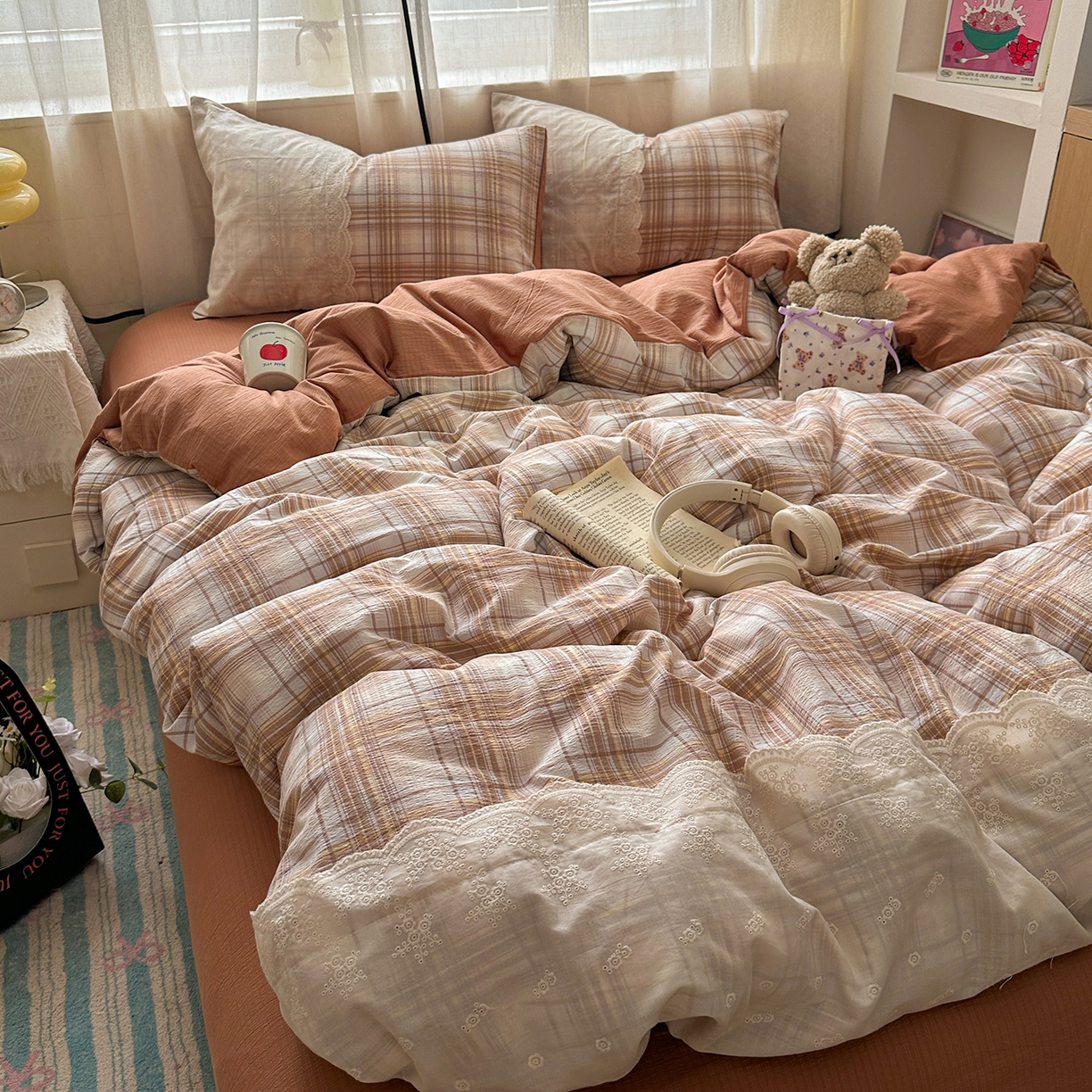 91家纺网 家纺一手货源 找家纺 晚爱家纺（原晚安家居） 2025新款韩系少女风蕾丝花边四件套云感木棉双层纱-苏菲 苏菲·浅咖格