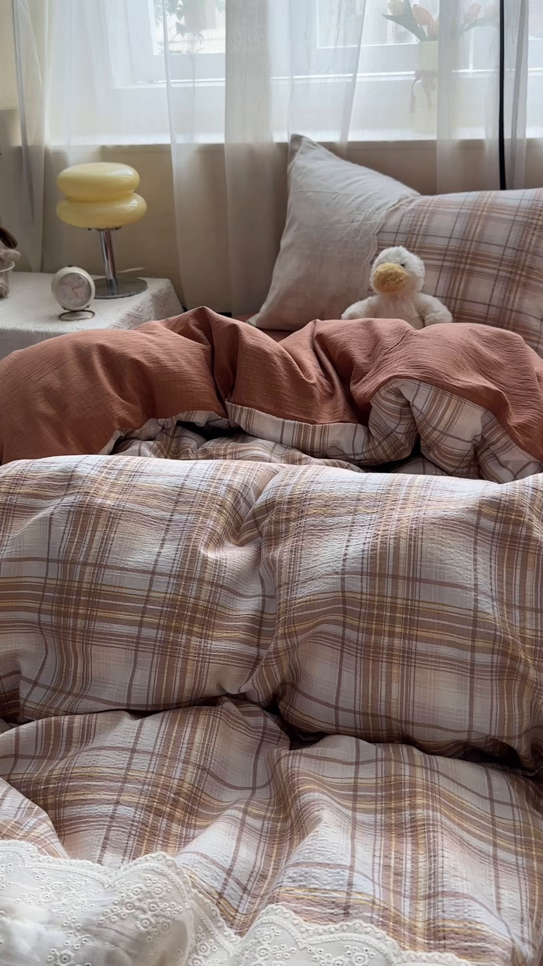 91家纺网 家纺一手货源 找家纺 晚爱家纺（原晚安家居） 2025新款韩系少女风蕾丝花边四件套云感木棉双层纱-苏菲 苏菲·浅咖格