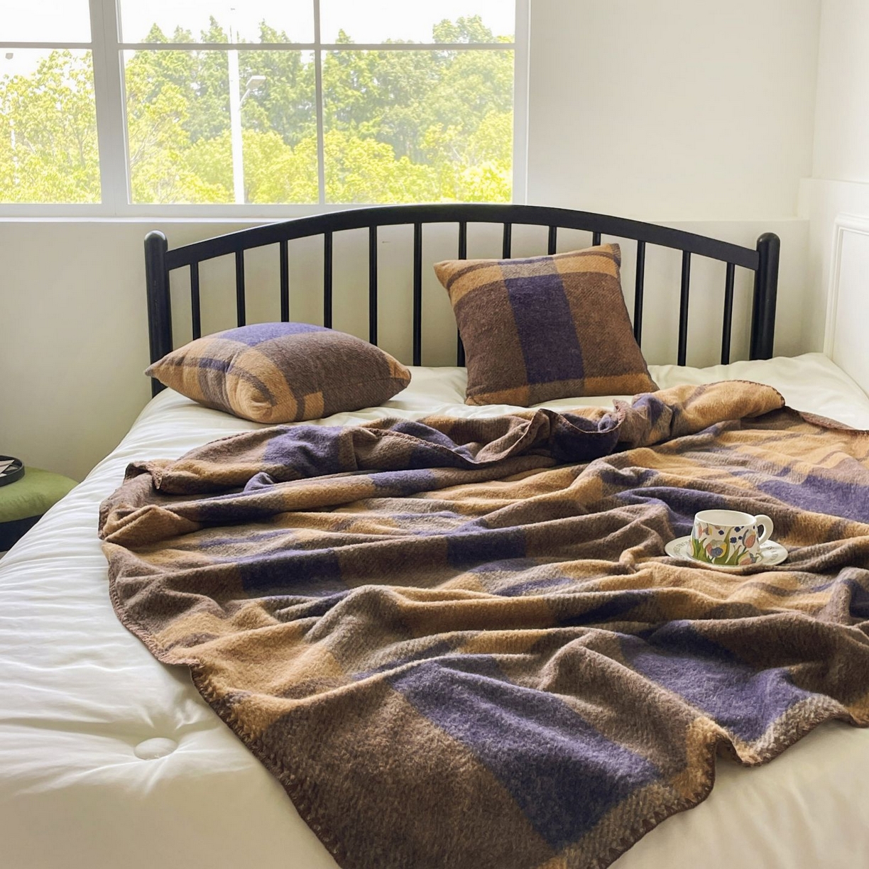 91家纺网 家纺一手货源 找家纺 十里居 2025新款绵羊绒抱枕枕头枕芯 蓝郁