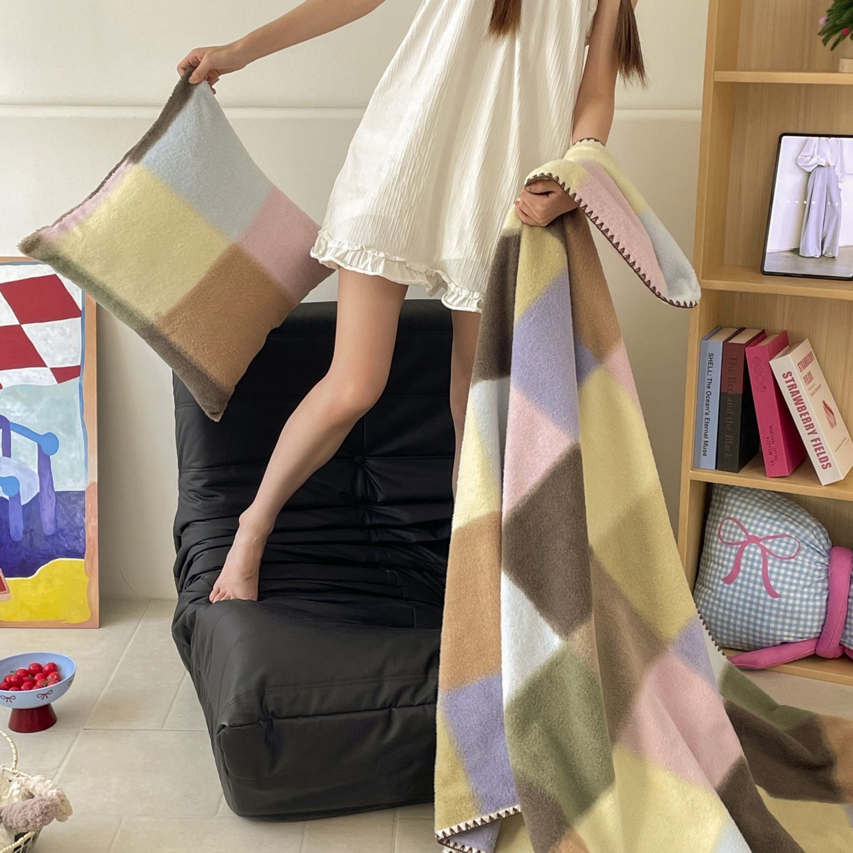 91家纺网 家纺一手货源 找家纺 十里居 2025新款绵羊绒抱枕枕头枕芯 糖块