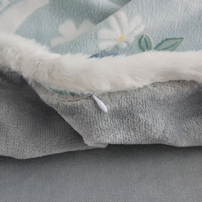 91家纺网 家纺一手货源 找家纺 芯诗曼家纺 2025新款兔毛绒兔兔绒大包边立体雕花绒印花牛奶绒四件套 曼妙花语-灰