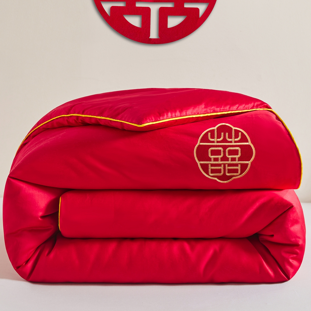 91家纺网 家纺一手货源 找家纺 （总）欧乐蒂 2025新款婚庆刺绣纤维被