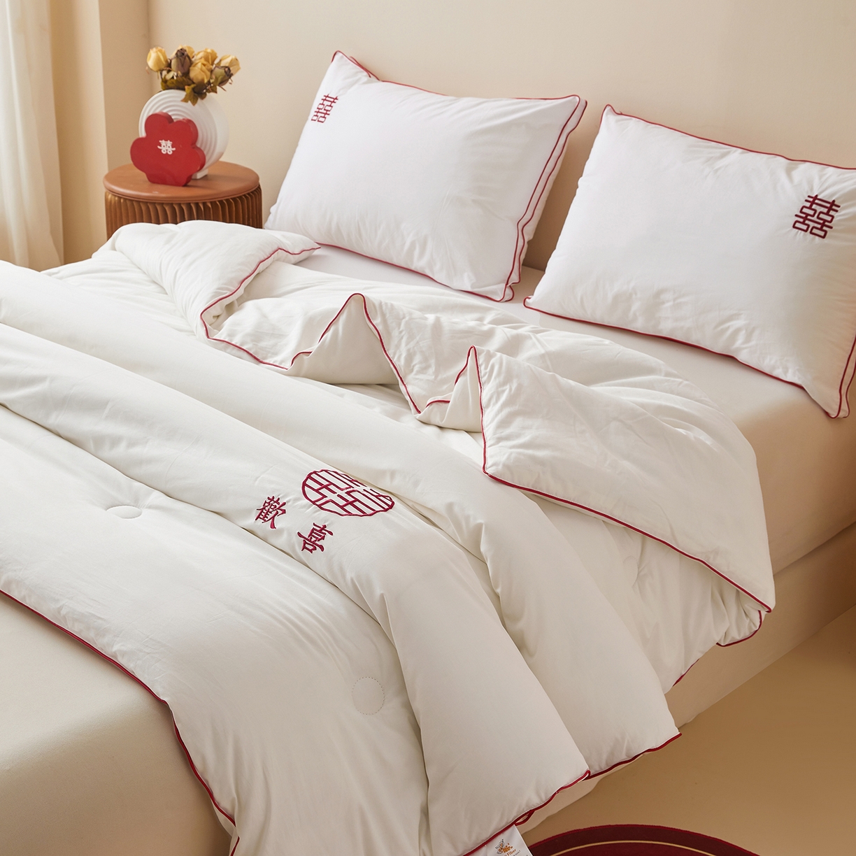 91家纺网 家纺一手货源 找家纺 （总）欧乐蒂 2025新款婚庆刺绣纤维被