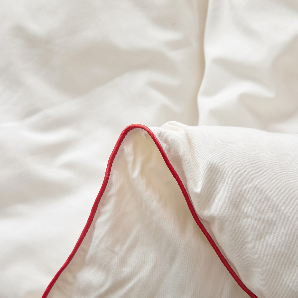 91家纺网 家纺一手货源 找家纺 （总）欧乐蒂 2025新款婚庆刺绣纤维被