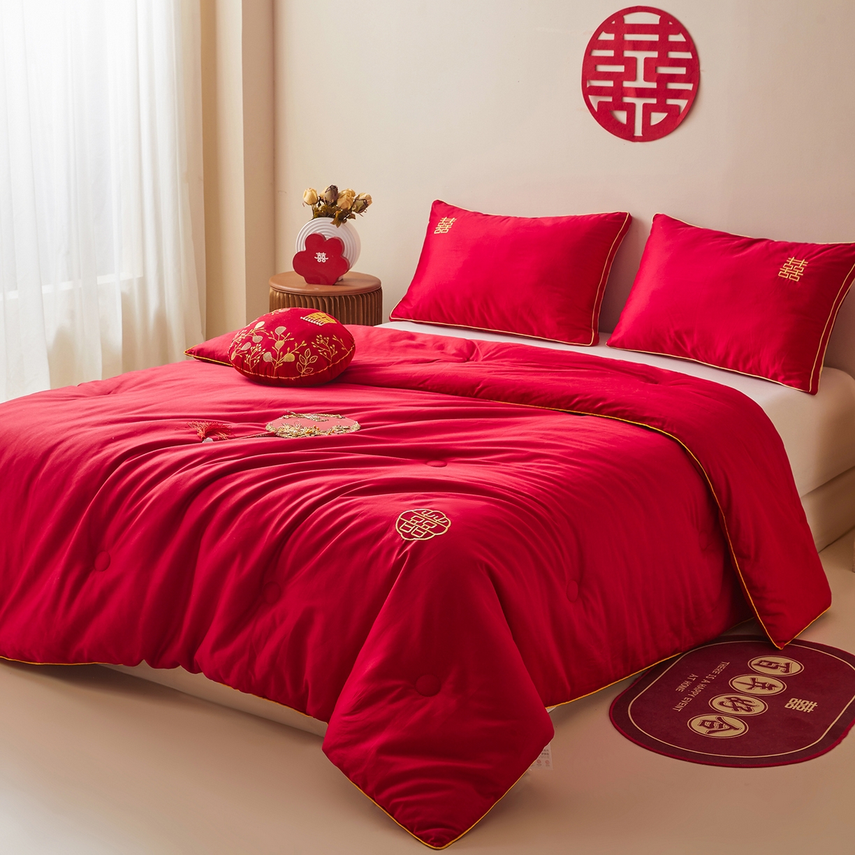 91家纺网 家纺一手货源 找家纺 欧乐蒂 2025新款婚庆刺绣纤维被 囍嫁 红