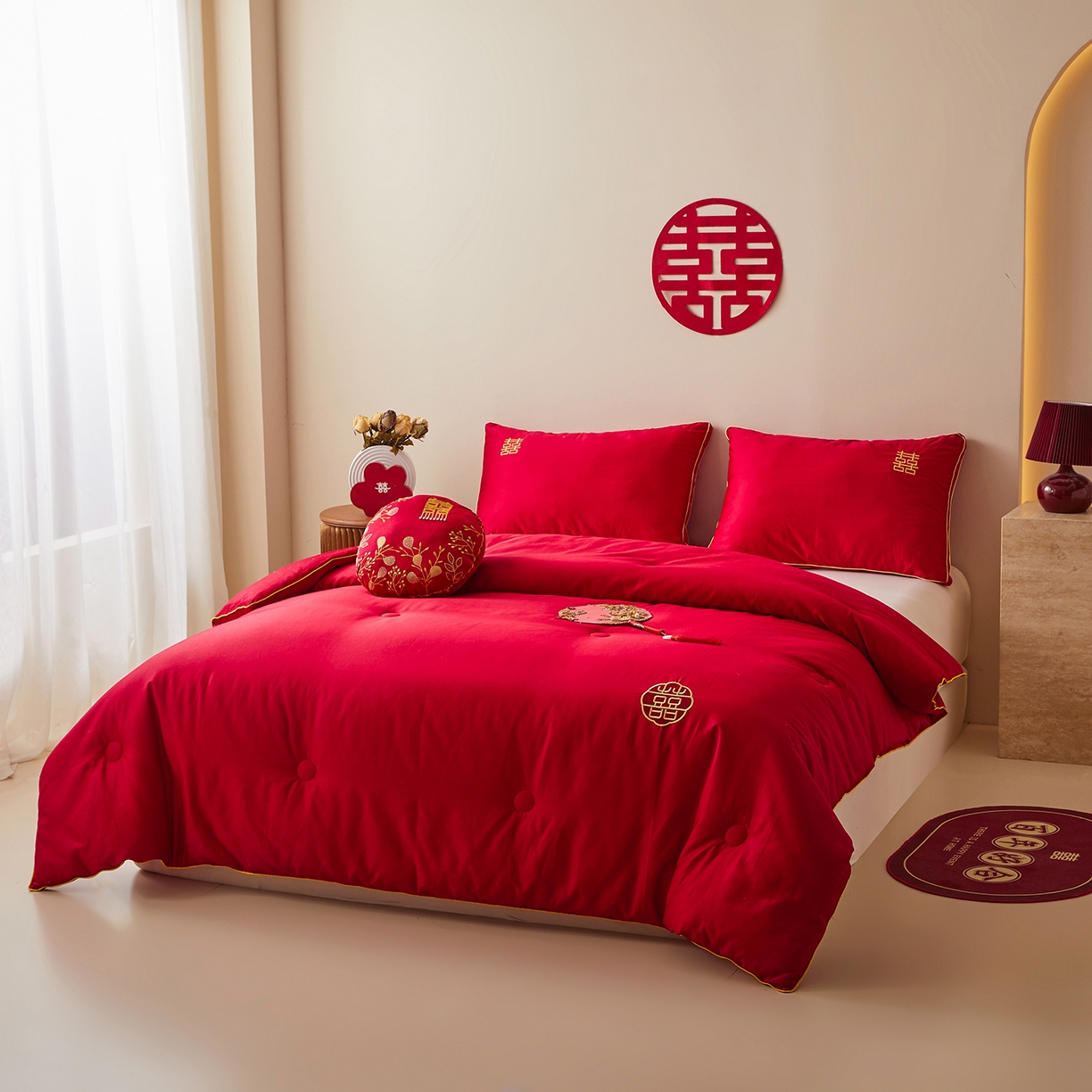 91家纺网 家纺一手货源 找家纺 欧乐蒂 2025新款婚庆刺绣纤维被 囍嫁 红