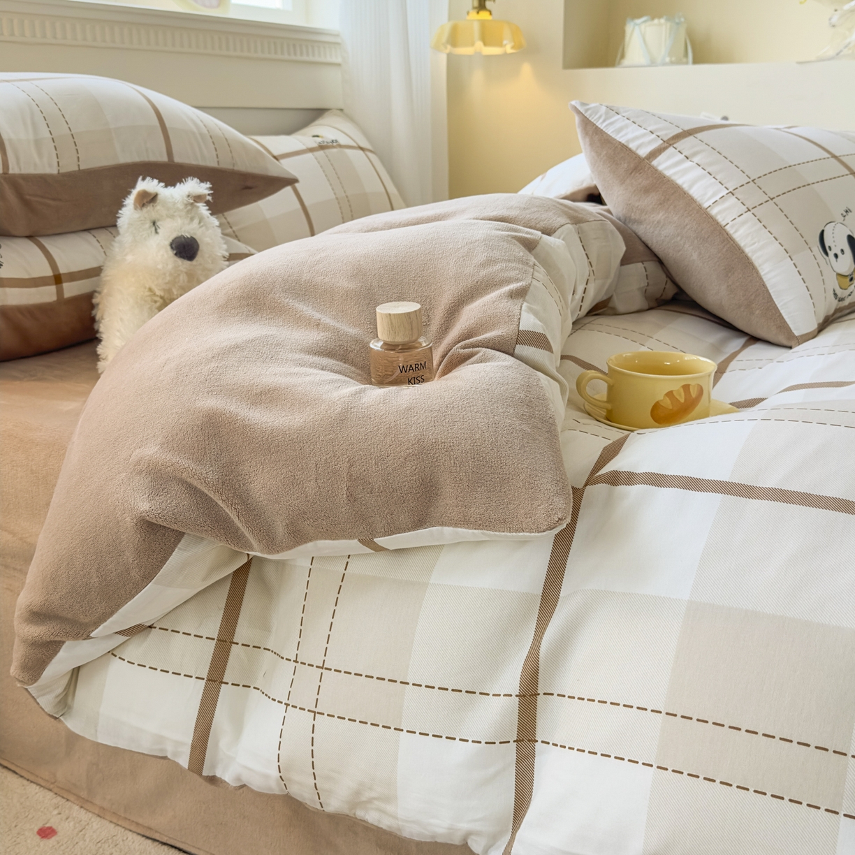 91家纺网 家纺一手货源 找家纺 KA家纺 2025新款秋冬A棉B绒纯棉牛奶绒棉加绒四件套 洛士奇