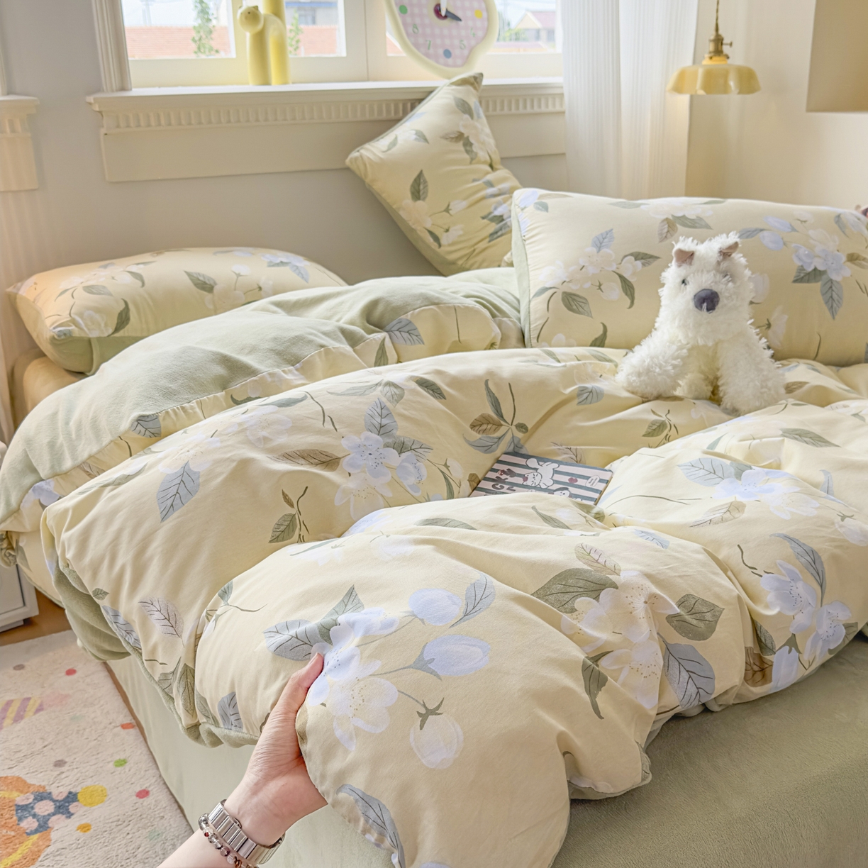 91家纺网 家纺一手货源 找家纺 KA家纺 2025新款秋冬A棉B绒纯棉牛奶绒棉加绒四件套 玉兰花