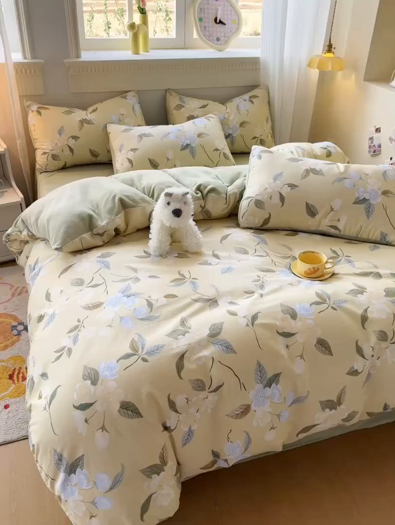 91家纺网 家纺一手货源 找家纺 KA家纺 2025新款秋冬A棉B绒纯棉牛奶绒棉加绒四件套 玉兰花