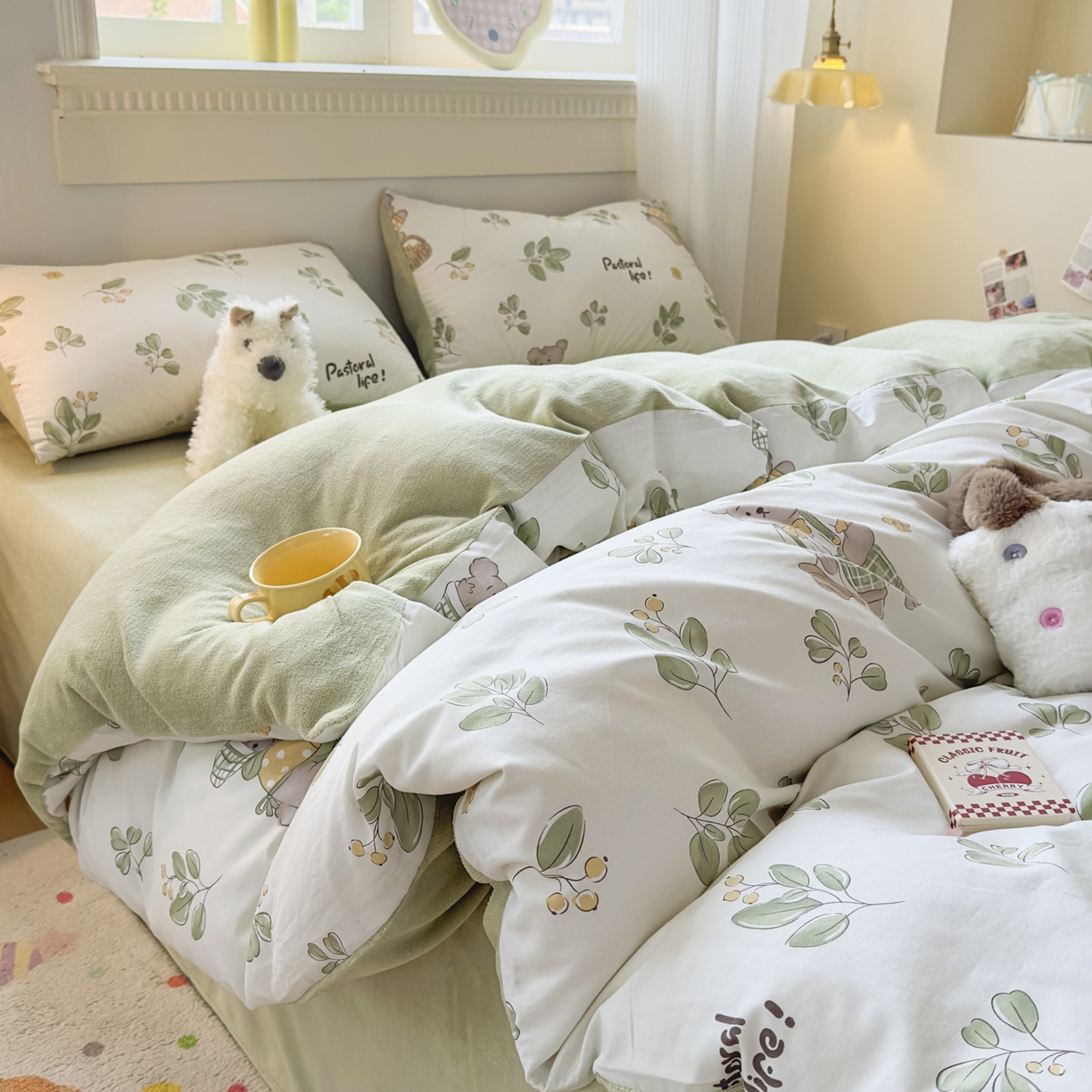 91家纺网 家纺一手货源 找家纺 KA家纺 2025新款秋冬A棉B绒纯棉牛奶绒棉加绒四件套 米粒熊