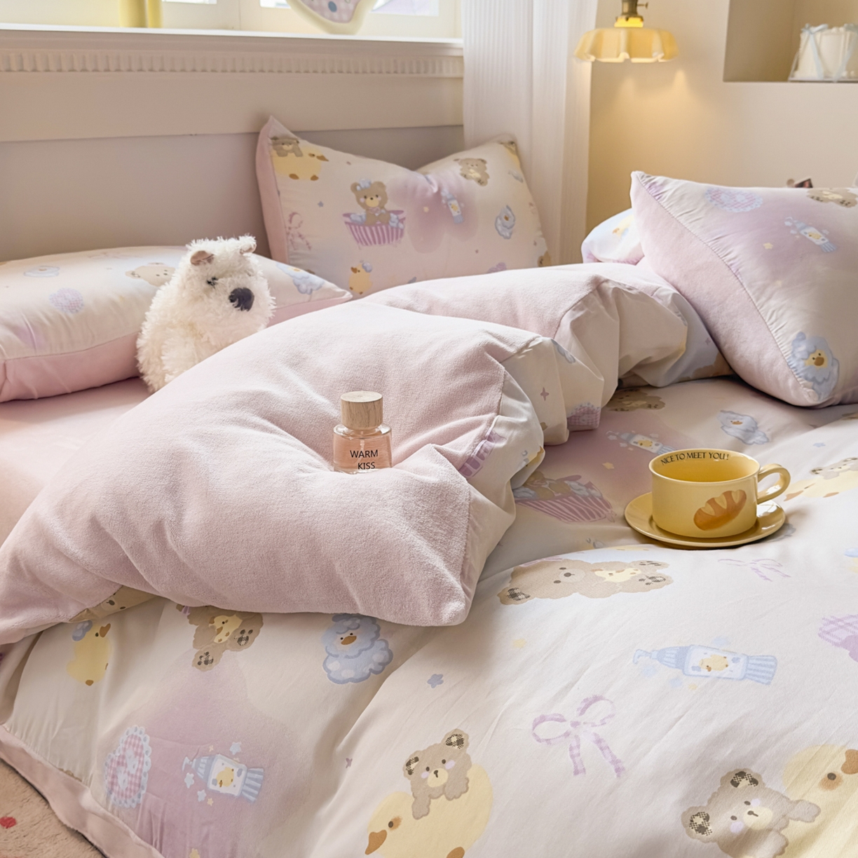 91家纺网 家纺一手货源 找家纺 KA家纺 2025新款秋冬A棉B绒纯棉牛奶绒棉加绒四件套 萌萌泡泡