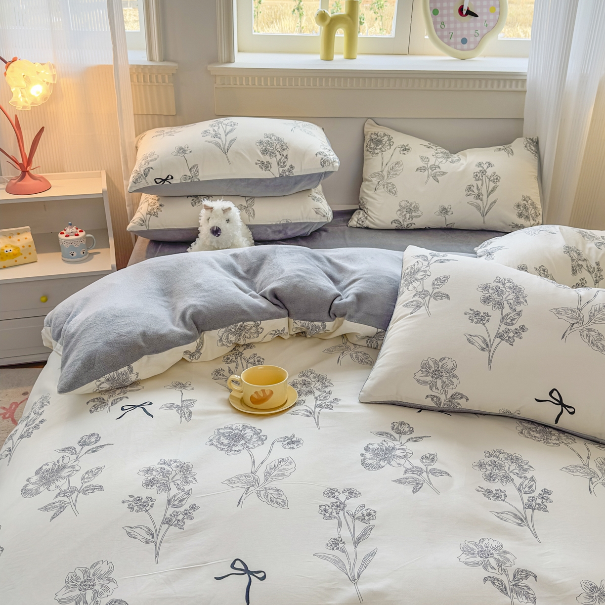 91家纺网 家纺一手货源 找家纺 KA家纺 2025新款秋冬A棉B绒纯棉牛奶绒棉加绒四件套 空野苍蓝