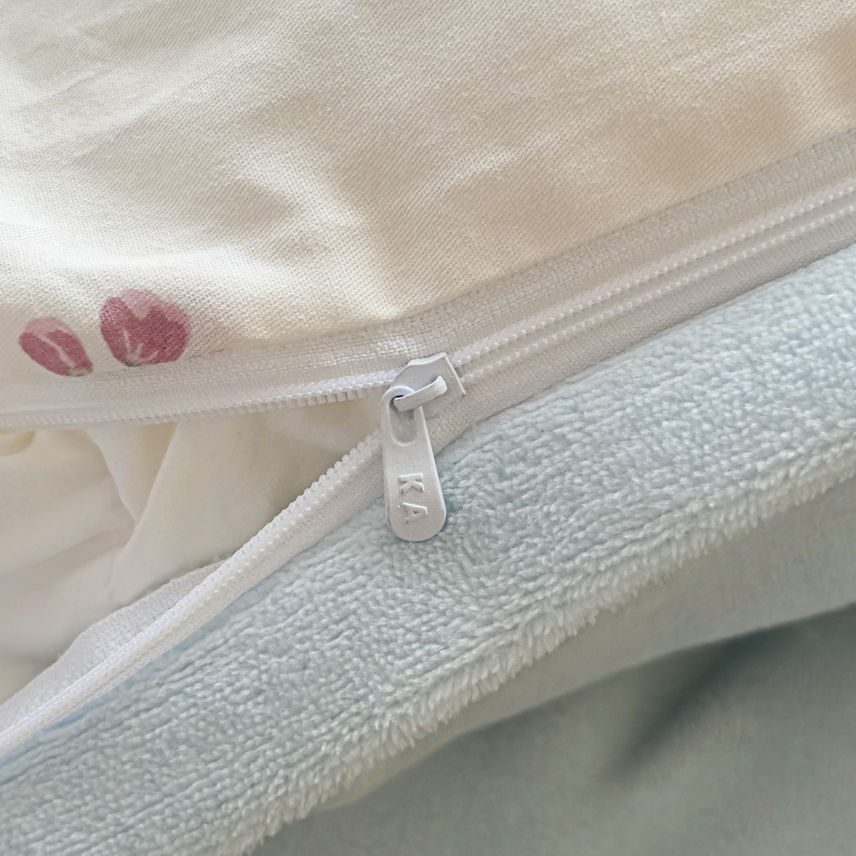 91家纺网 家纺一手货源 找家纺 KA家纺 2025新款秋冬A棉B绒纯棉牛奶绒棉加绒四件套 月落微尘