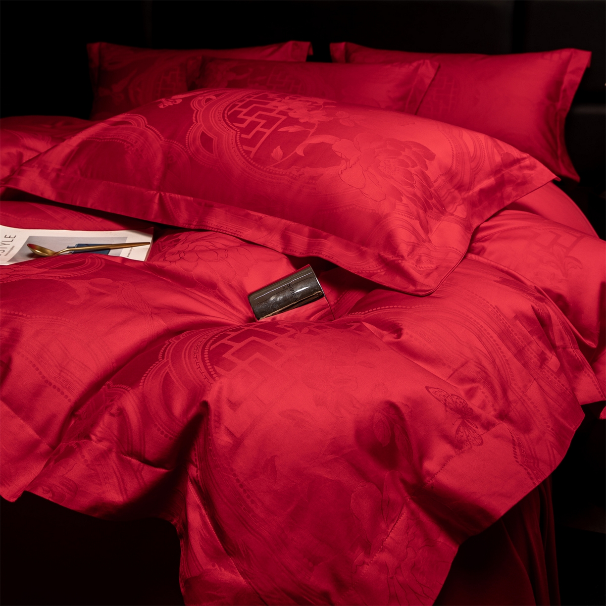 91家纺网 家纺一手货源 找家纺 欧乐蒂 2025新款高支高密婚庆提花四件套 锦绣花语