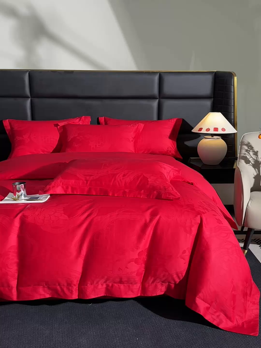 91家纺网 家纺一手货源 找家纺 欧乐蒂 2025新款高支高密婚庆提花四件套 锦绣花语