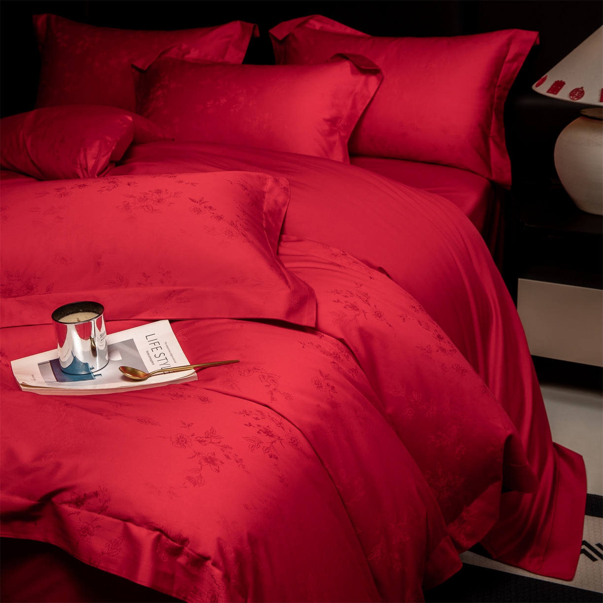 91家纺网 家纺一手货源 找家纺 欧乐蒂 2025新款高支高密婚庆提花四件套 叶叶情深