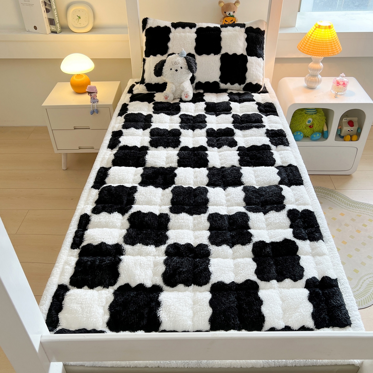 91家纺网 家纺一手货源 找家纺 （总）眠势力 2025新款北极绒学生床垫加绒牛奶绒床褥子秋冬保暖珊瑚绒夹棉上下铺床护垫