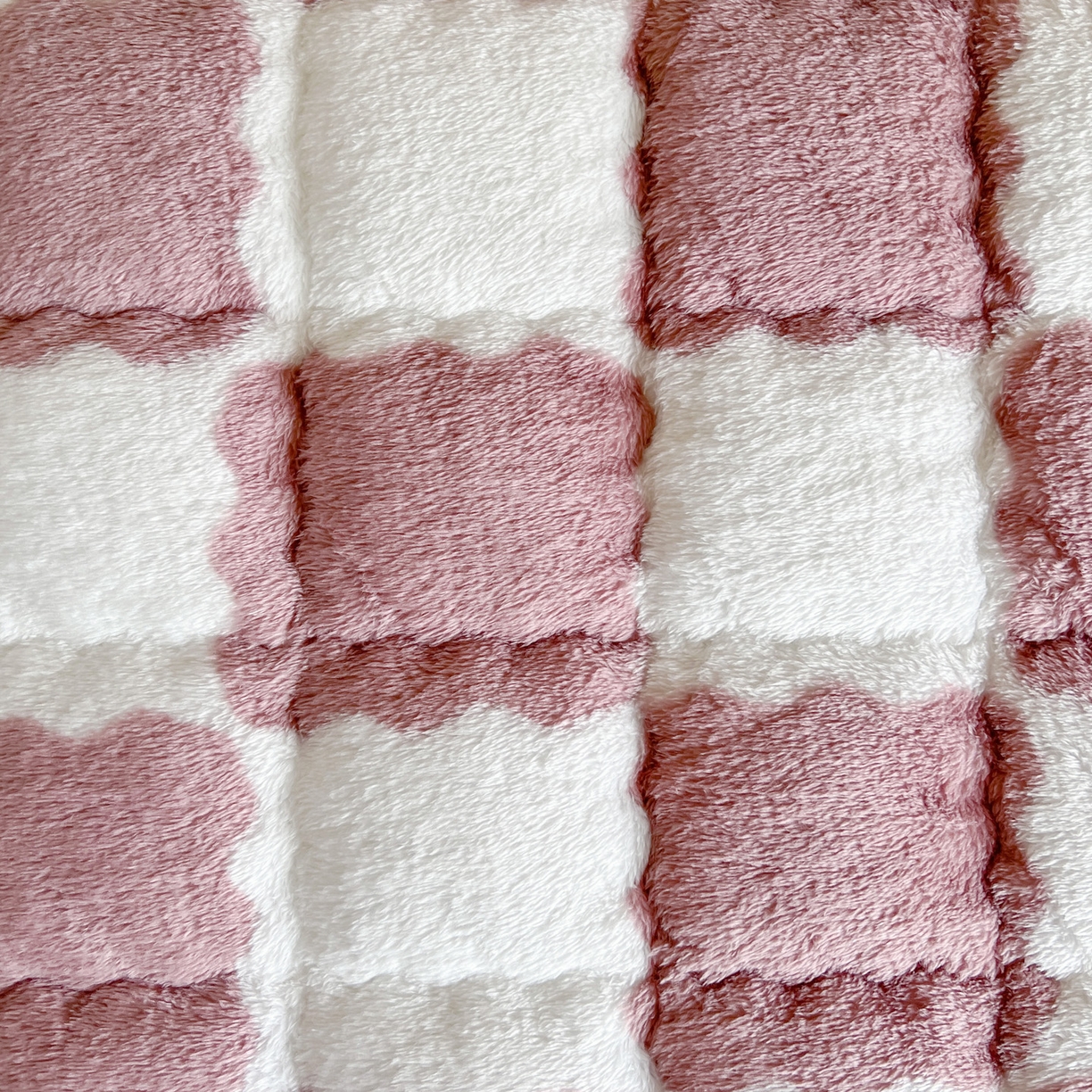 91家纺网 家纺一手货源 找家纺 眠势力 2025新款北极绒学生床垫加绒牛奶绒床褥子秋冬保暖珊瑚绒夹棉上下铺床护垫 棋盘格-豆沙