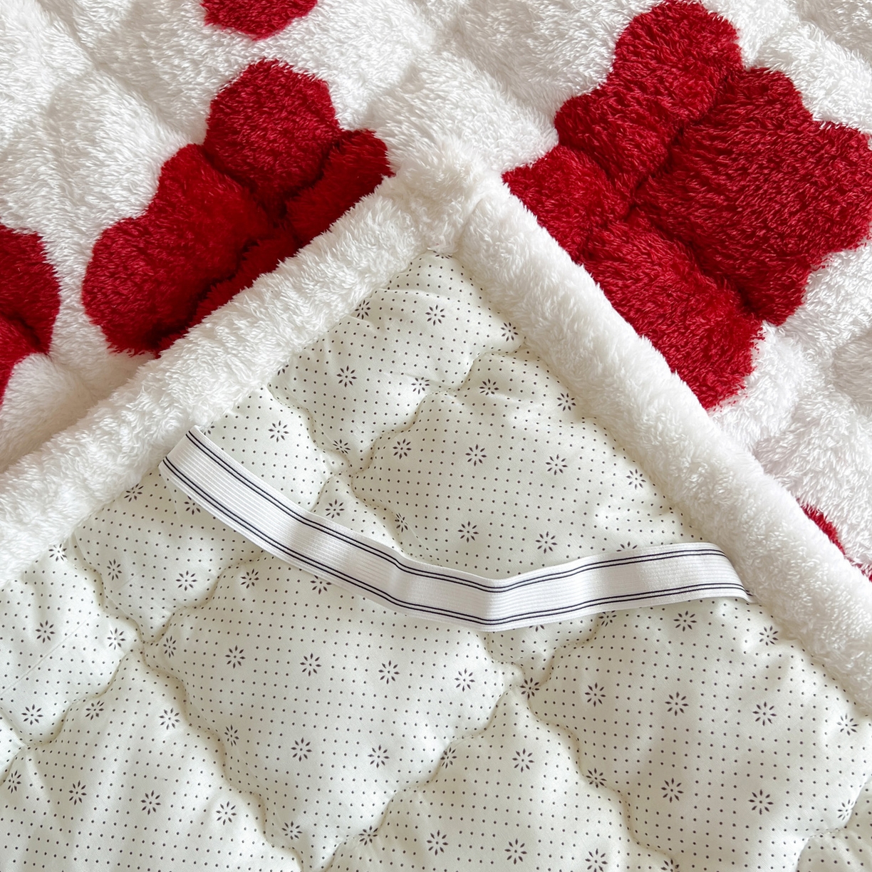 91家纺网 家纺一手货源 找家纺 眠势力 2025新款北极绒学生床垫加绒牛奶绒床褥子秋冬保暖珊瑚绒夹棉上下铺床护垫 棋盘格-海棠红