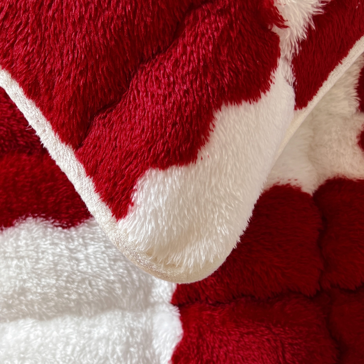 91家纺网 家纺一手货源 找家纺 眠势力 2025新款北极绒学生床垫加绒牛奶绒床褥子秋冬保暖珊瑚绒夹棉上下铺床护垫 棋盘格-海棠红