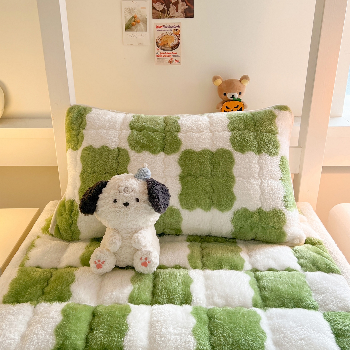 91家纺网 家纺一手货源 找家纺 眠势力 2025新款北极绒学生床垫加绒牛奶绒床褥子秋冬保暖珊瑚绒夹棉上下铺床护垫 棋盘格-嫩绿