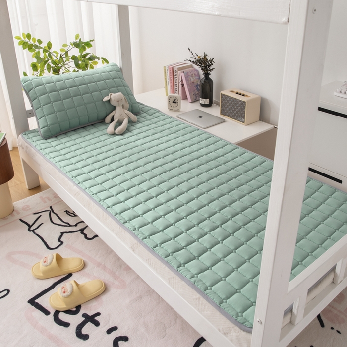 91家纺网 家纺一手货源 找家纺 拾小柒 2025新款A类原棉大豆纤维加厚床褥子床垫保护垫铺床款学生款 绿 学生款