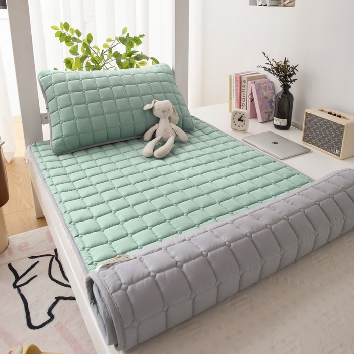 91家纺网 家纺一手货源 找家纺 拾小柒 2025新款A类原棉大豆纤维加厚床褥子床垫保护垫铺床款学生款 绿 学生款