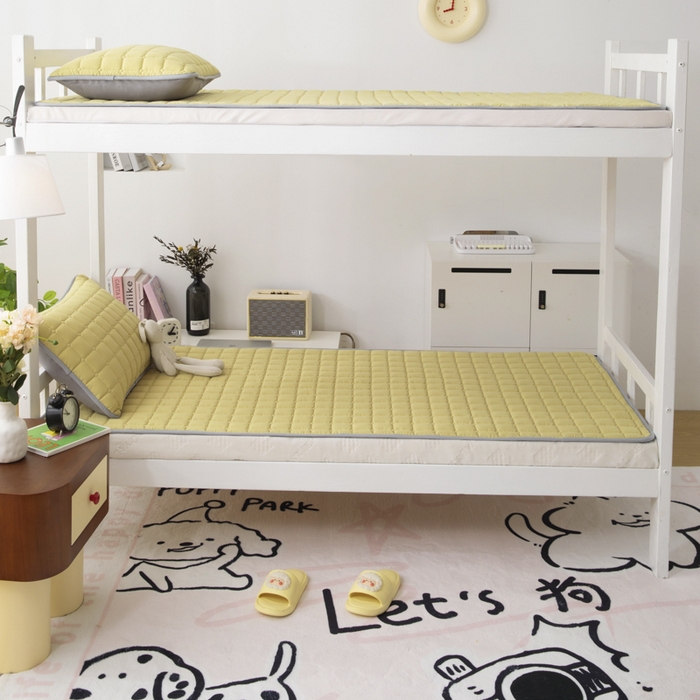 91家纺网 家纺一手货源 找家纺 拾小柒 2025新款A类原棉大豆纤维加厚床褥子床垫保护垫铺床款学生款 姜黄 学生款