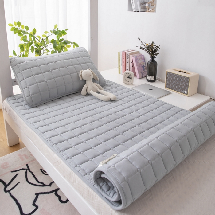 91家纺网 家纺一手货源 找家纺 拾小柒 2025新款A类原棉大豆纤维加厚床褥子床垫保护垫铺床款学生款 高级灰 学生款