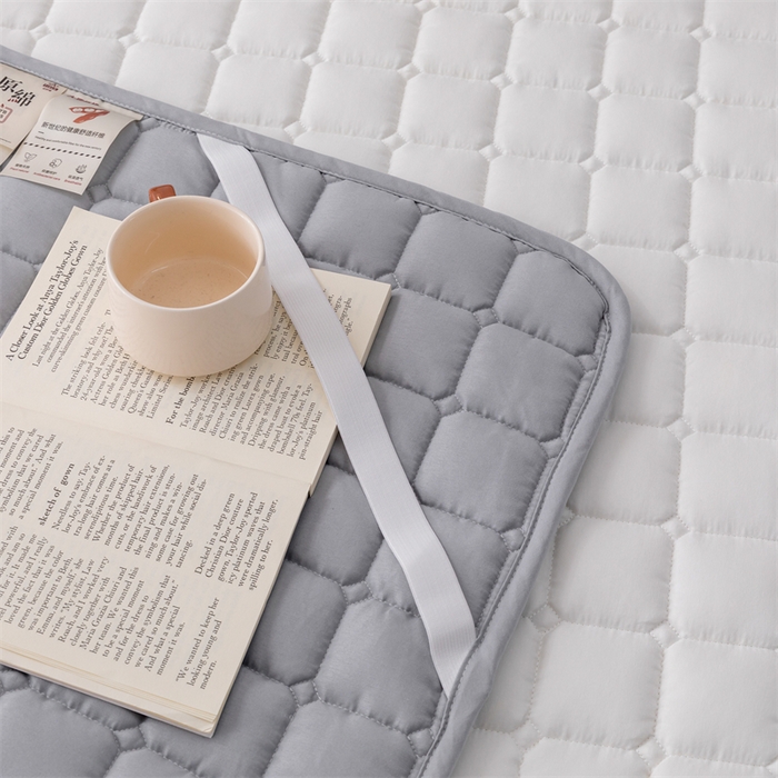 91家纺网 家纺一手货源 找家纺 拾小柒 2025新款A类原棉大豆纤维加厚床褥子床垫保护垫铺床款成人款-床护垫 白 成人款