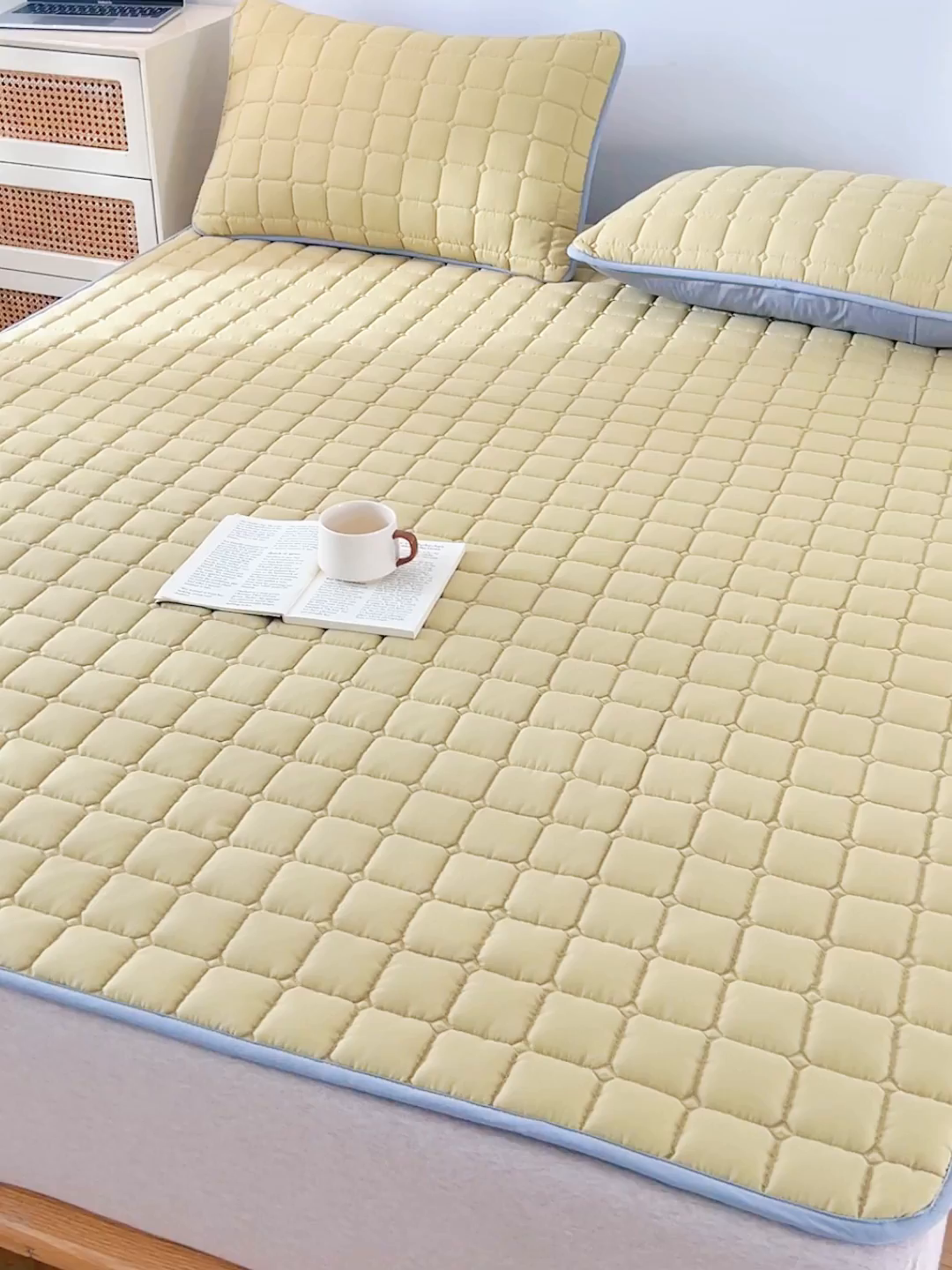 91家纺网 家纺一手货源 找家纺 拾小柒 2025新款A类原棉大豆纤维加厚床褥子床垫保护垫铺床款成人款-床护垫 姜黄 成人款