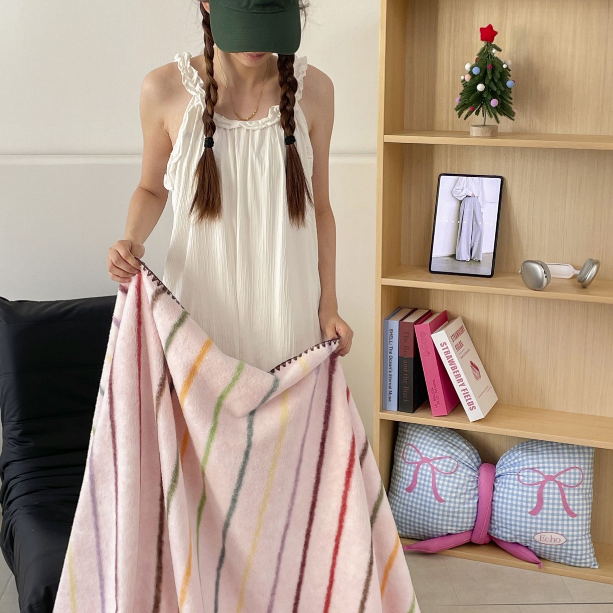 91家纺网 家纺一手货源 找家纺 十里居 2025新款双面绵羊绒多功能盖毯沙发毯户外毛毯 七彩条