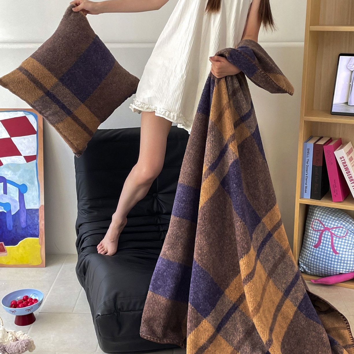 91家纺网 家纺一手货源 找家纺 十里居 2025新款双面绵羊绒多功能盖毯沙发毯户外毛毯 蓝郁