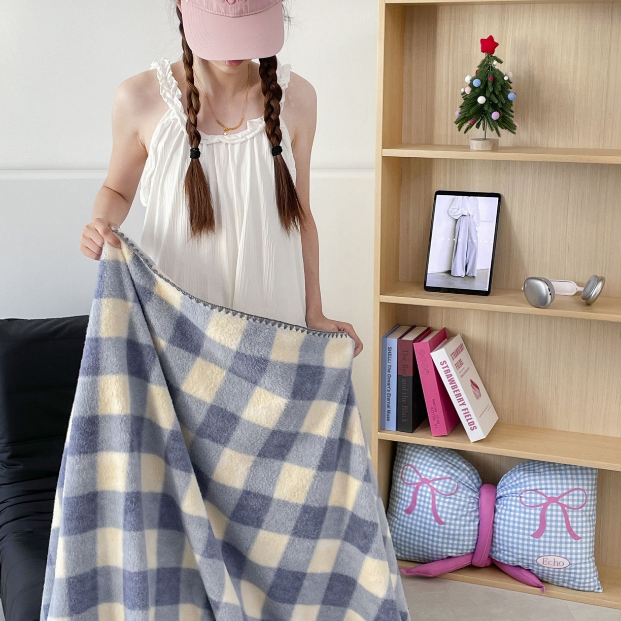 91家纺网 家纺一手货源 找家纺 十里居 2025新款双面绵羊绒多功能盖毯沙发毯户外毛毯 南山蓝