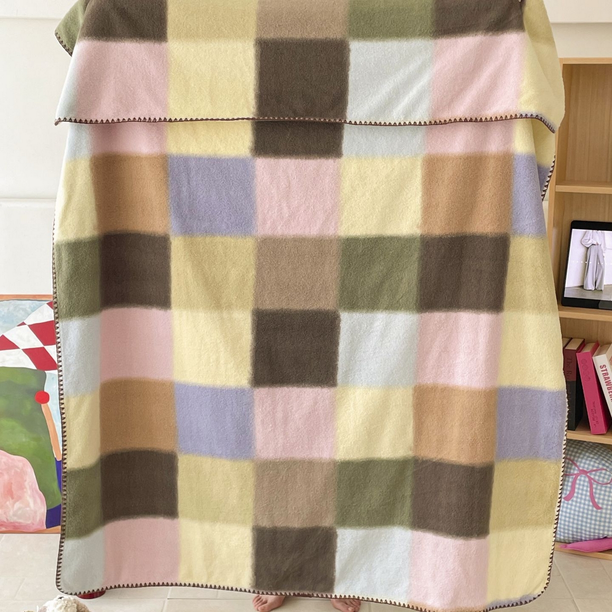 91家纺网 家纺一手货源 找家纺 十里居 2025新款双面绵羊绒多功能盖毯沙发毯户外毛毯 糖块