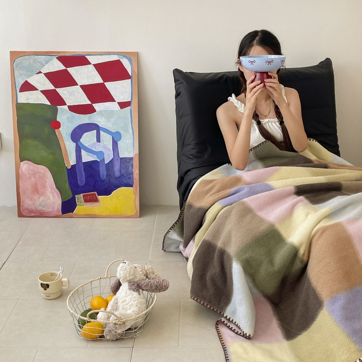 91家纺网 家纺一手货源 找家纺 十里居 2025新款双面绵羊绒多功能盖毯沙发毯户外毛毯 糖块