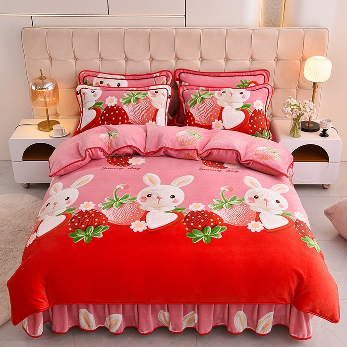 91家纺网 家纺一手货源 找家纺 （总）博兰蒂 2025新款床裙款高克重牛奶绒印花四件套