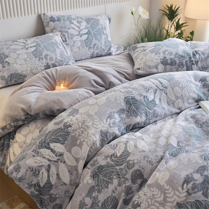 91家纺网 家纺一手货源 找家纺 （总）兰紫橙家纺 2025新款240克高克重印花雅丝绒全消光牛奶绒四件套