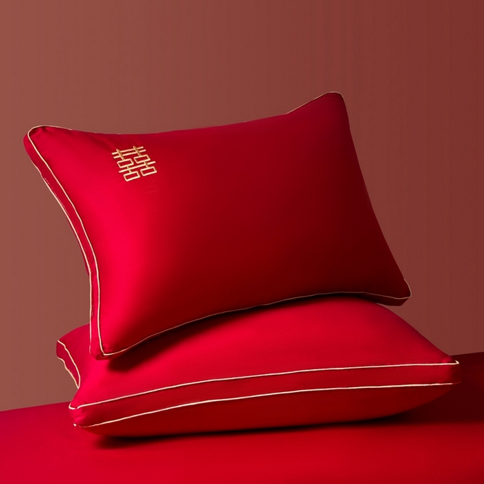 91家纺网 家纺一手货源 找家纺 欧乐蒂 2025新款婚庆刺绣立体边纤维枕 双囍枕芯～红