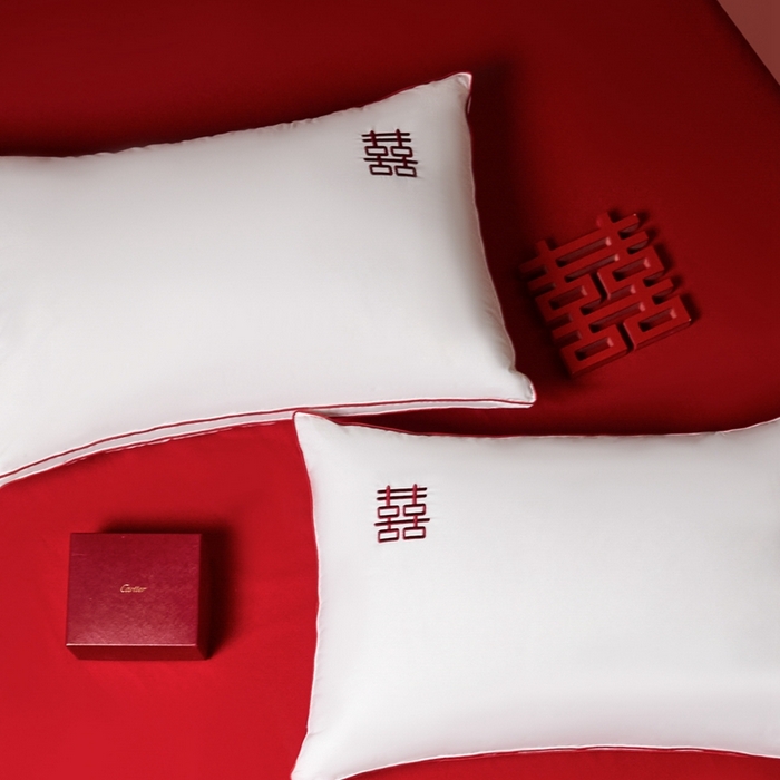 91家纺网 家纺一手货源 找家纺 （总）欧乐蒂 2025新款婚庆刺绣立体边纤维枕