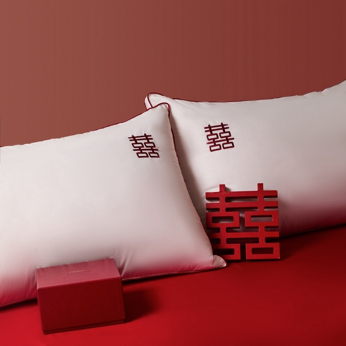 91家纺网 家纺一手货源 找家纺 （总）欧乐蒂 2025新款婚庆刺绣立体边纤维枕
