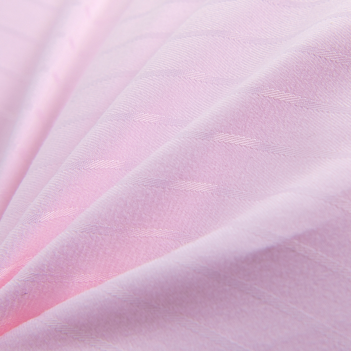 91家纺网 家纺一手货源 找家纺 梵希良品家纺 2025新款洋甘菊面膜枕绣花羽丝绒枕头枕芯 洋甘菊美 肤枕-粉色