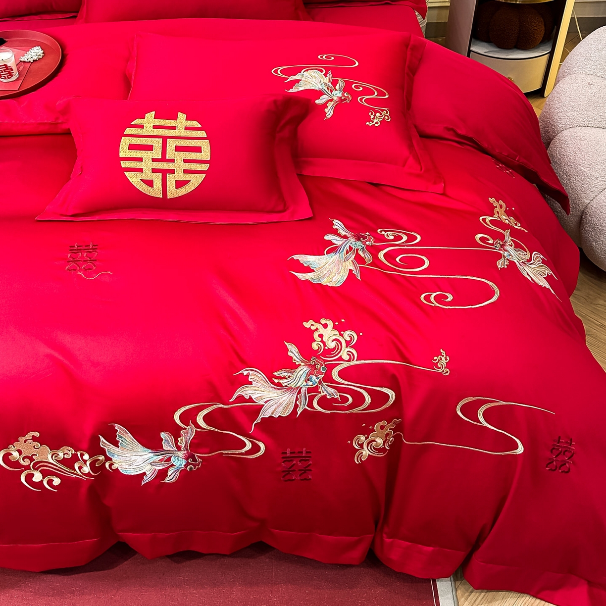 91家纺网 家纺一手货源 找家纺 欧乐蒂 2025新款亲肤棉婚庆刺绣四件套 锦绣江河