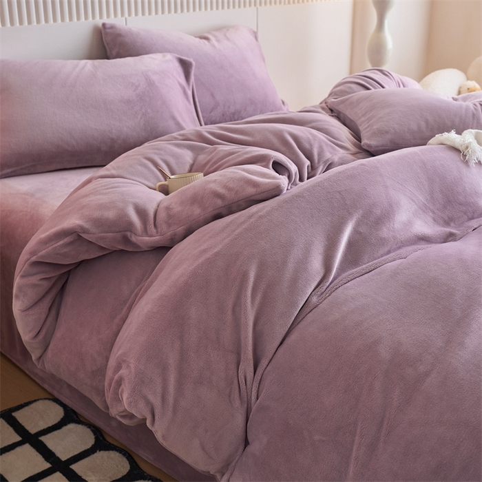 91家纺网 家纺一手货源 找家纺 （总）兰紫橙家纺 2025新款200克重纯色单面牛奶绒四件套