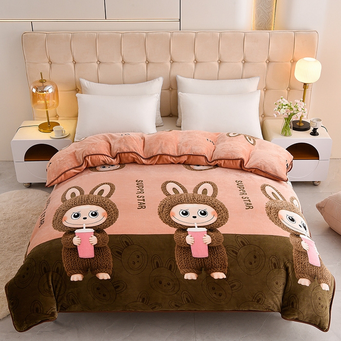 91家纺网 家纺一手货源 找家纺 博兰蒂 2025新款床裙款高克重牛奶绒印花单被套拉布布