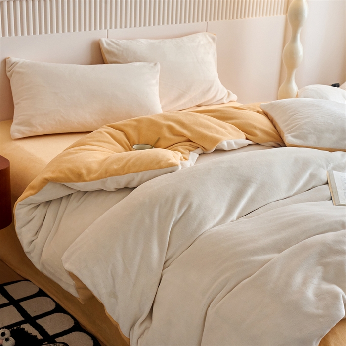 91家纺网 家纺一手货源 找家纺 （总）兰紫橙家纺 2025新款200克重纯色单面牛奶绒四件套