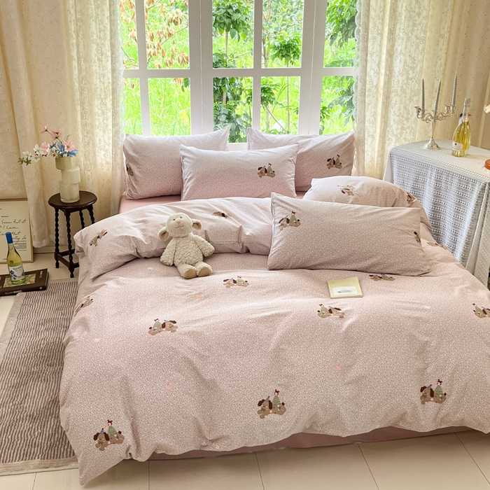 91家纺网 家纺一手货源 找家纺 柠馨 2025秋冬新款全棉印花四件套 花花伙伴