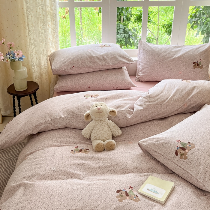 91家纺网 家纺一手货源 找家纺 柠馨 2025秋冬新款全棉印花四件套 花花伙伴